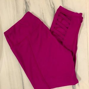 Women’s cropped leggings